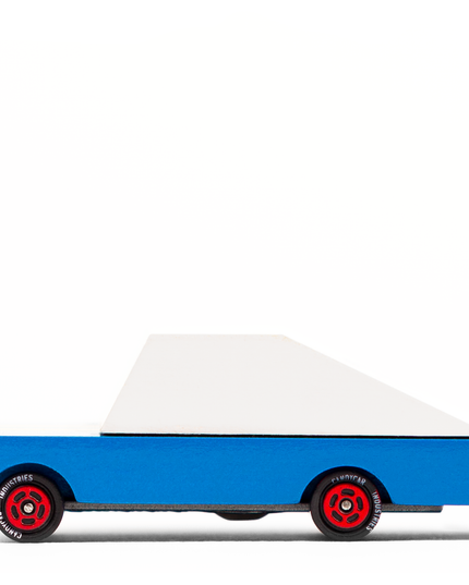 Simplified model of a truck with a blue bed and red wheels on a white background